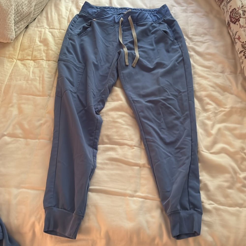 Figs Combo - image 3